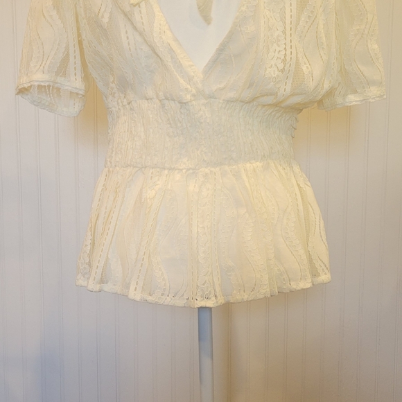 Coco and Jamison size lg beige laced peplum top. Never worn. - Picture 3 of 11